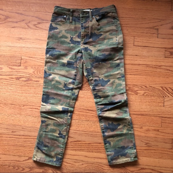 Madewell High-Rise Slim Boyjean Bunny Camo Jeans - Picture 3 of 5